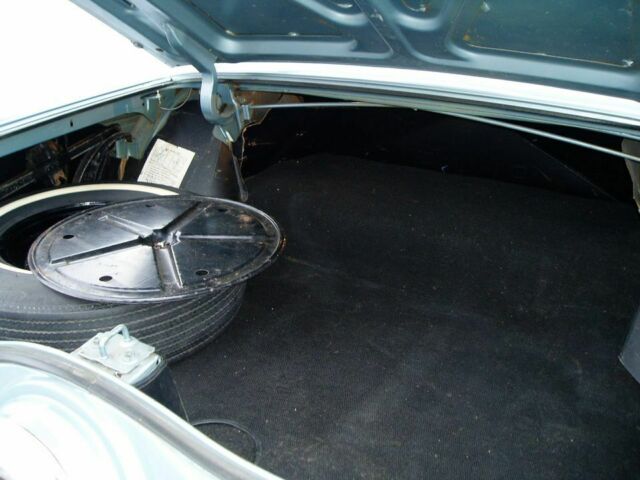 Chrysler Imperial 1965 image number 7