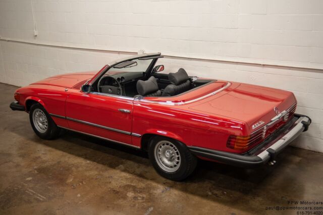 Mercedes-Benz SL-Class 1974 image number 5