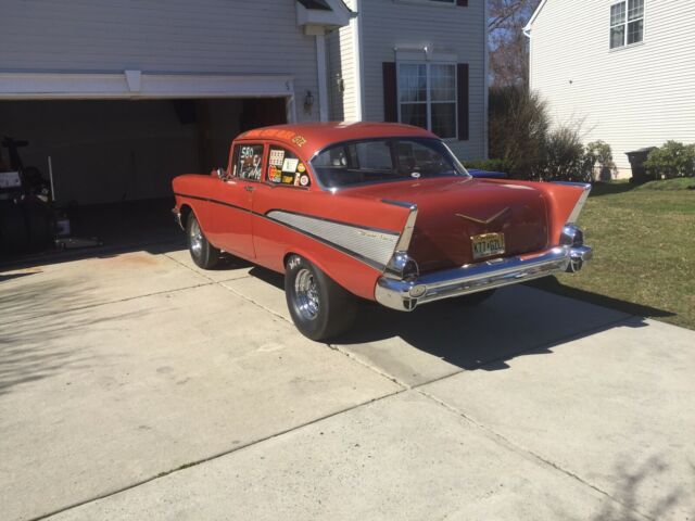 Chevrolet Bel Air/150/210 1957 image number 2