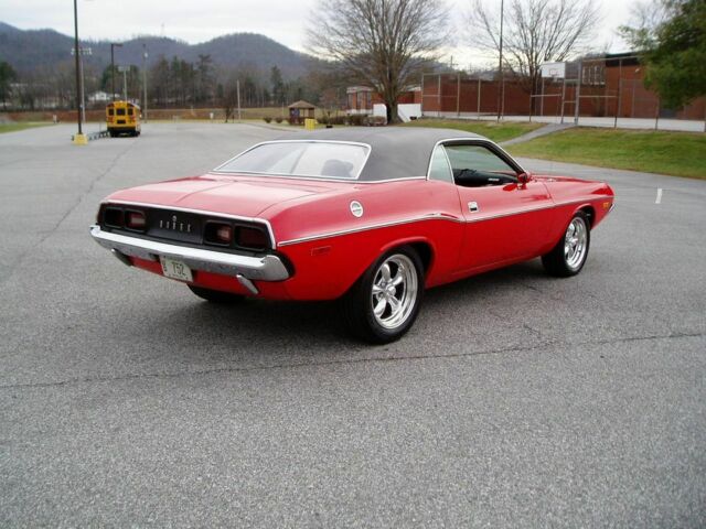 Dodge Challenger 1973 image number 1