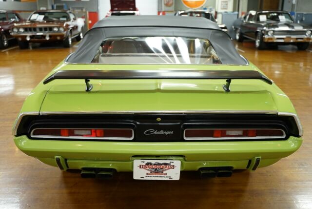 Dodge Challenger 1971 image number 16