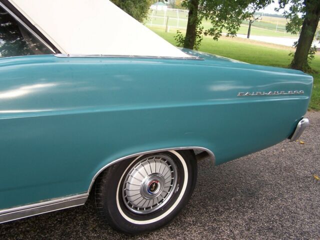 Ford Fairlane 1966 image number 13