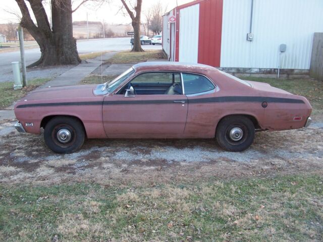 Plymouth Duster 1971 image number 26