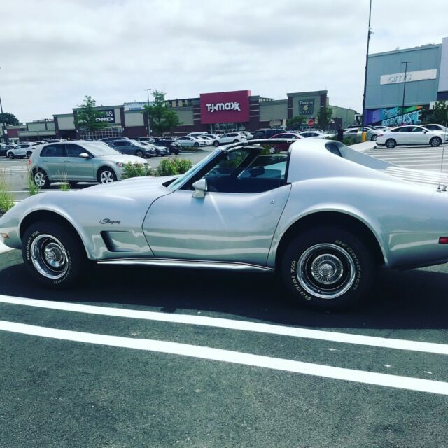 Chevrolet Corvette 1976 image number 4