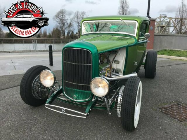 Ford 5 Window Coupe SHOW CAR! 1932 image number 39