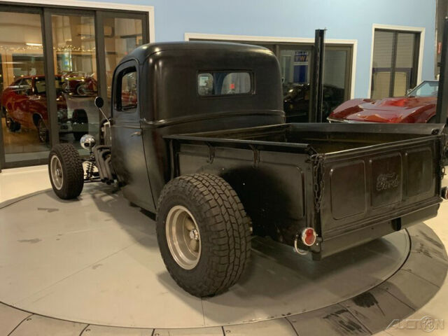 Ford F1 1947 image number 16