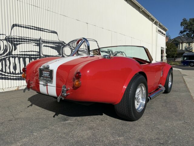 AC Cobra Replica 1965 image number 11