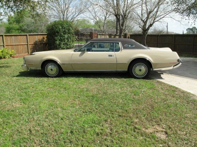 Lincoln Mark Series 1973 image number 2