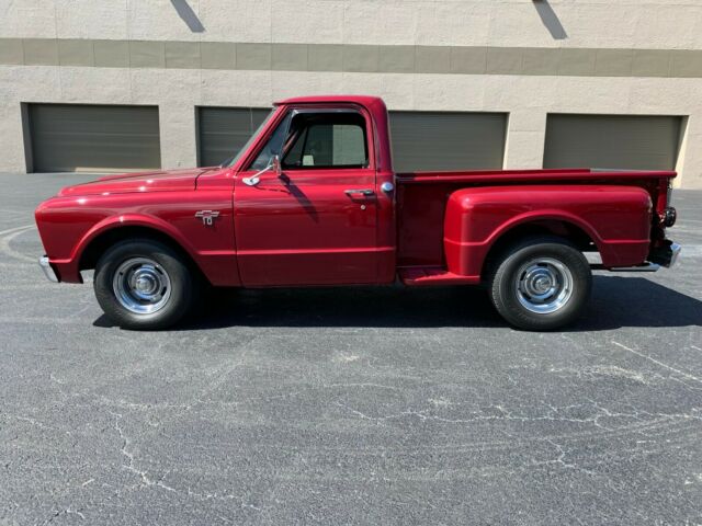 Chevrolet C-10 1967 image number 1