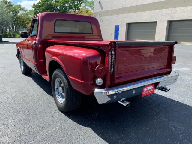 Chevrolet C-10 1967 image number 2