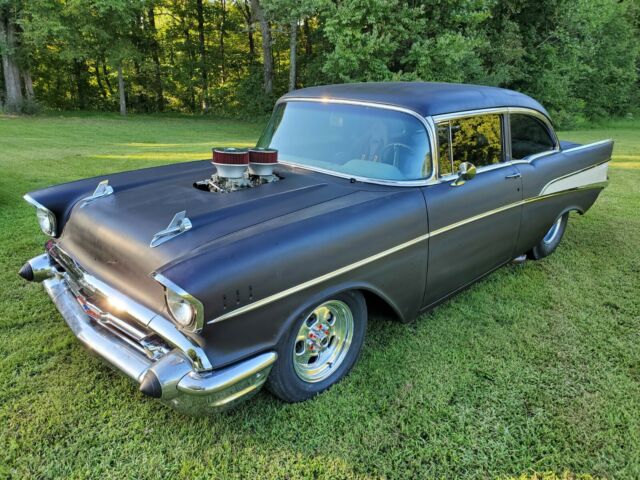 Chevrolet Bel Air/150/210 1957 image number 0