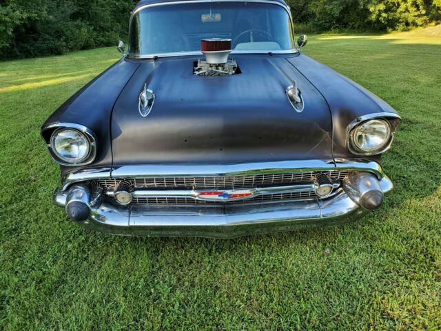 Chevrolet Bel Air/150/210 1957 image number 1