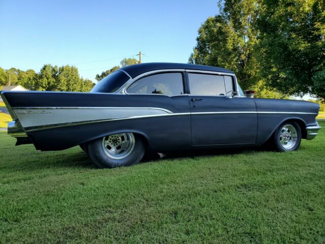 Chevrolet Bel Air/150/210 1957 image number 16