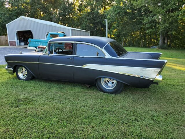 Chevrolet Bel Air/150/210 1957 image number 17