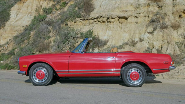 Mercedes-Benz SL-Class 1969 image number 14