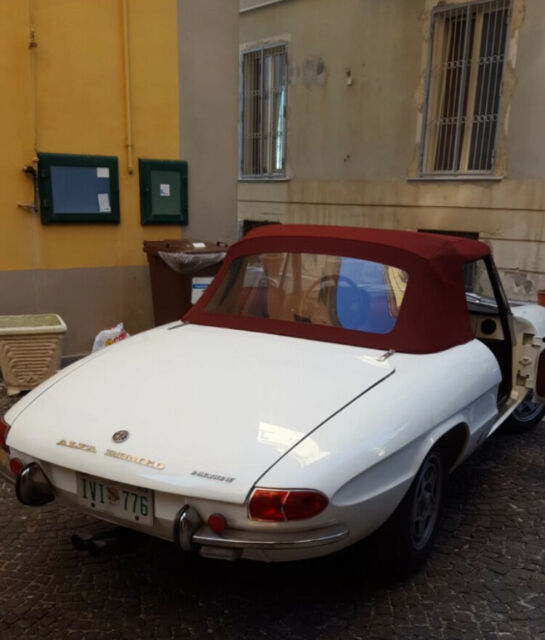 Alfa Romeo Spider 1969 image number 20