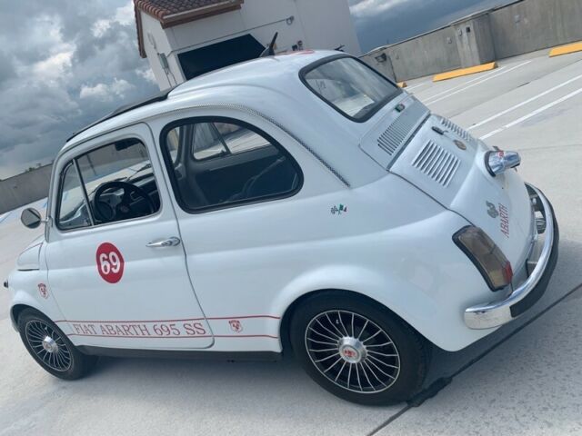 Fiat 500 Abarth 1969 image number 18