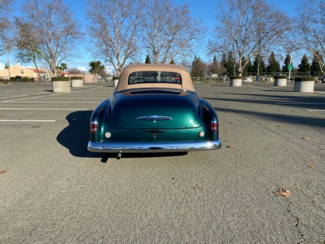 Chevrolet Styleline Deluxe 1951 image number 27