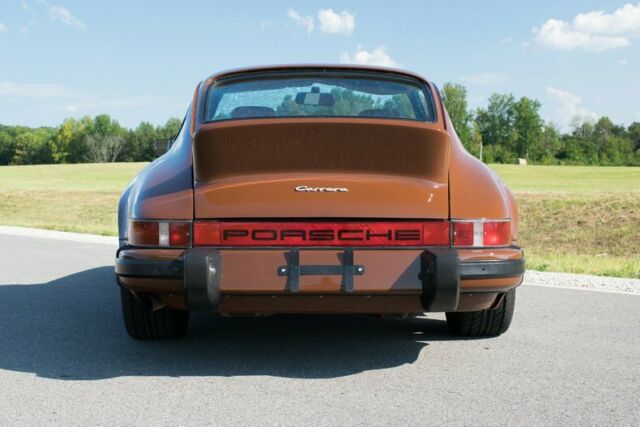 Porsche 911 1974 image number 30