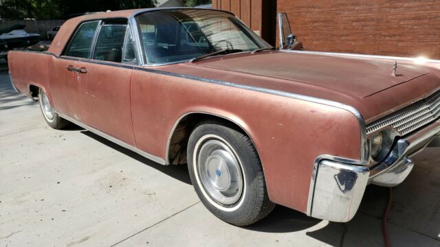 Lincoln Continental 1961 image number 20