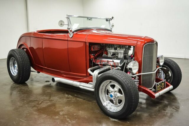 Ford Roadster 1932 image number 0