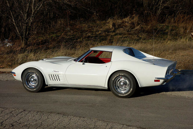 Chevrolet Corvette 1972 image number 28