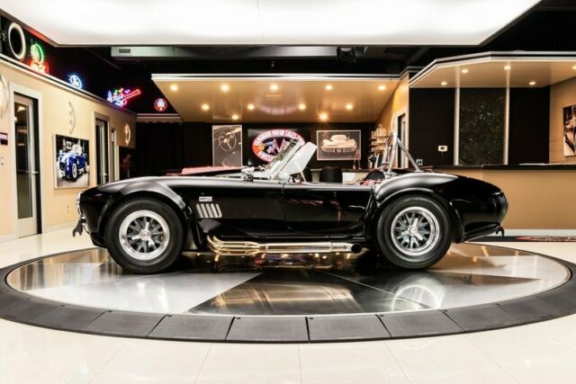 Shelby Cobra 1965 image number 16