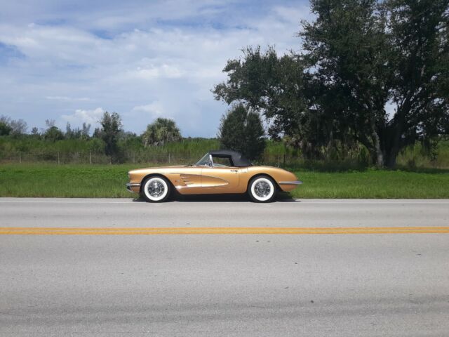 Chevrolet Corvette 1958 image number 15