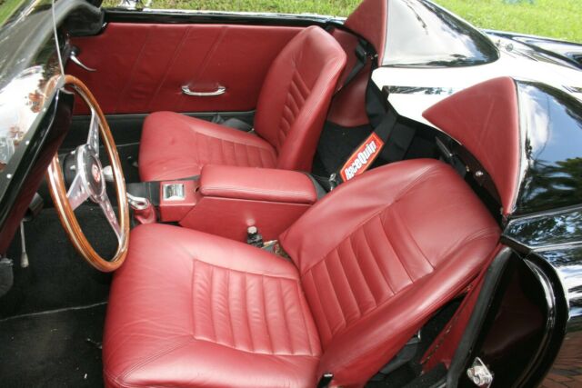 Sunbeam Tiger 1965 image number 0