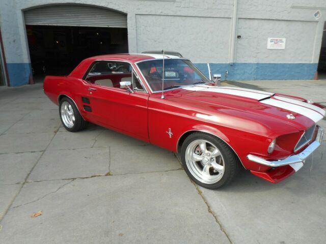 Ford Mustang 1967 image number 0