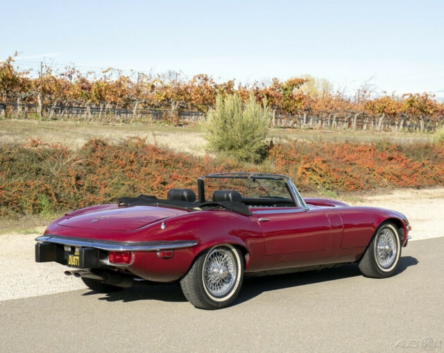 Jaguar E-Type 1973 image number 4