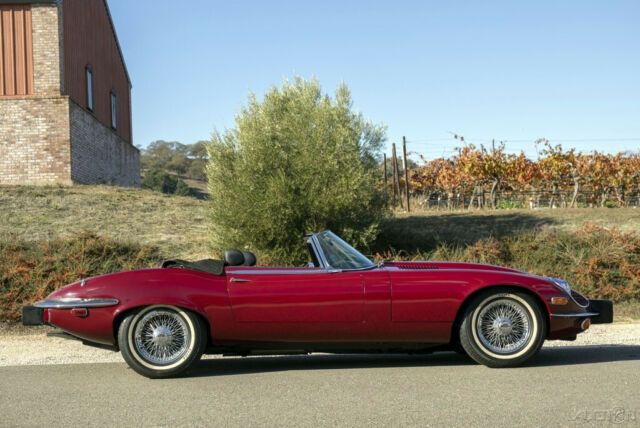 Jaguar E-Type 1973 image number 5