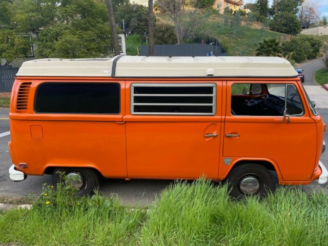 Volkswagen Bus/Vanagon 1973 image number 0