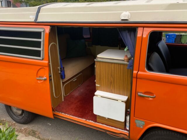 Volkswagen Bus/Vanagon 1973 image number 16