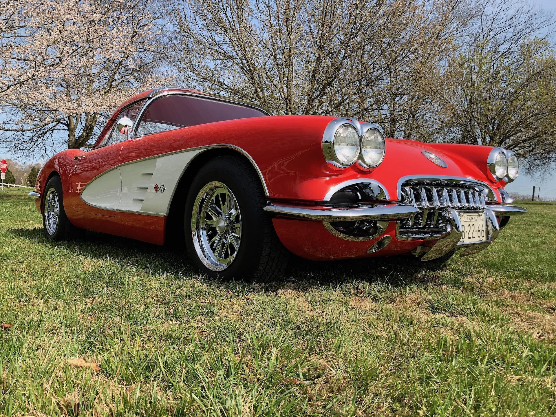 Chevrolet Corvette 1958 image number 2