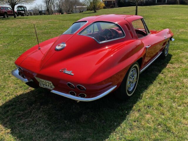 Chevrolet Corvette 1963 image number 27