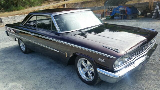 Ford Galaxie 1963 image number 10