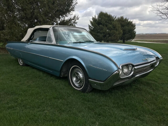 Ford Thunderbird 1962 image number 12