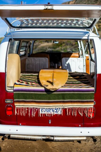 Volkswagen Bus/Vanagon 1971 image number 19