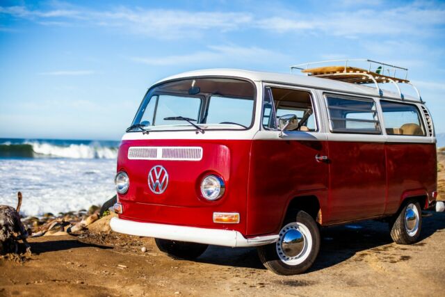 Volkswagen Bus/Vanagon 1971 image number 28