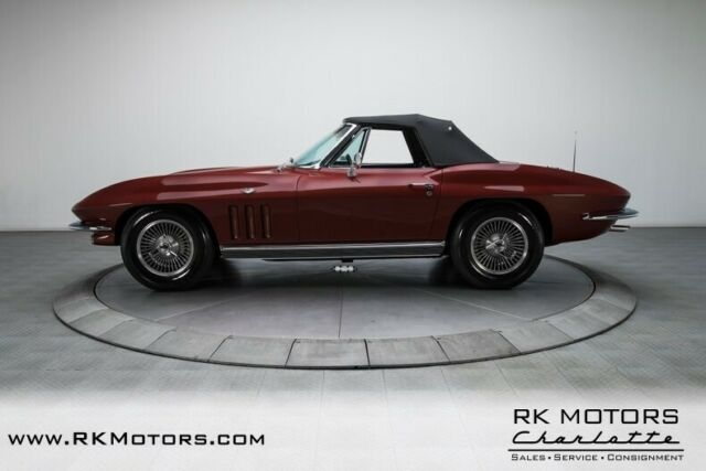 Chevrolet Corvette 1966 image number 18