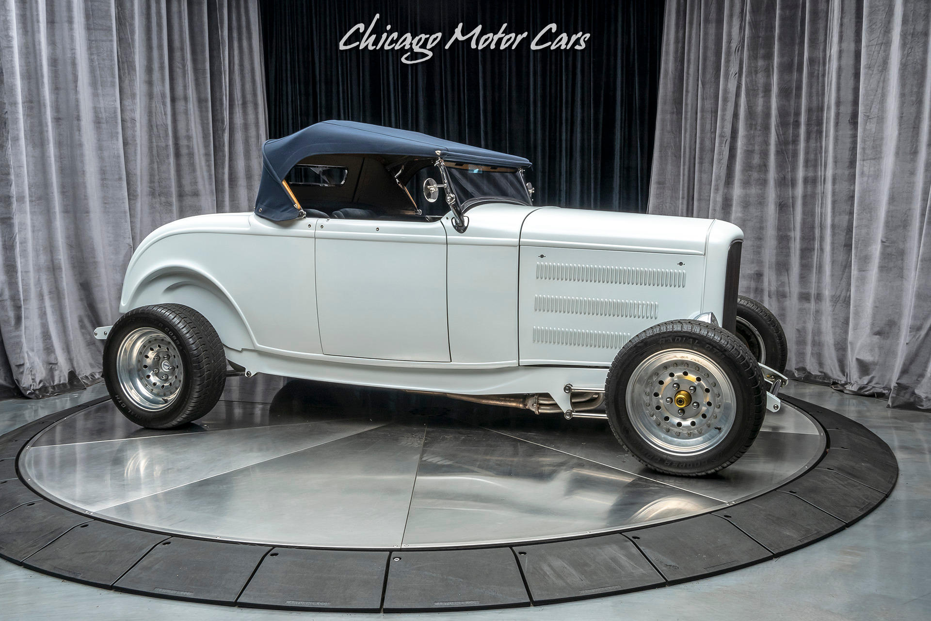 Ford Custom Roadster 1932 image number 29