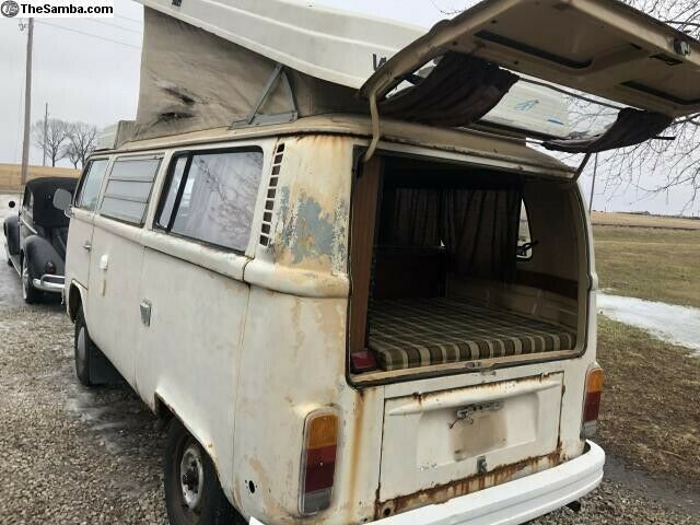 Volkswagen Bus/Vanagon 1979 image number 17