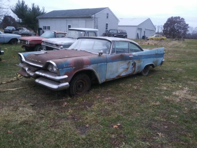 Dodge Coronet 1957 image number 0