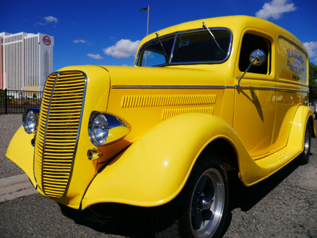 Ford Truck 1937 image number 11