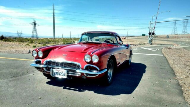 Chevrolet Corvette 1961 image number 0