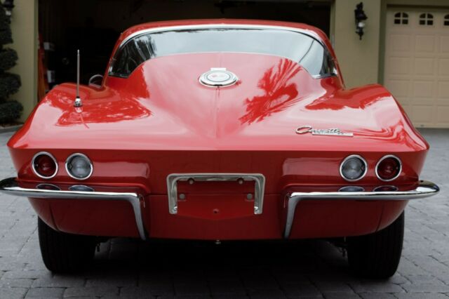 Chevrolet Corvette 1965 image number 26