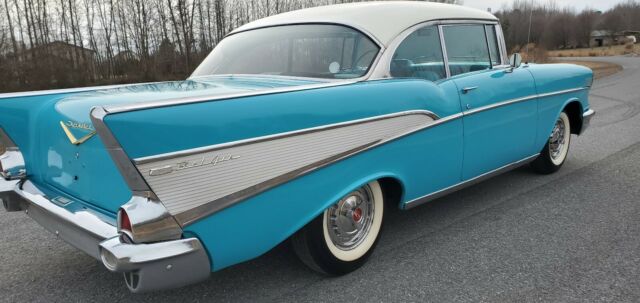 Chevrolet Bel Air/150/210 1957 image number 26