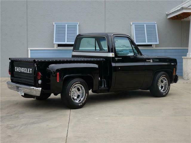 Chevrolet Silverado 1500 1975 image number 2