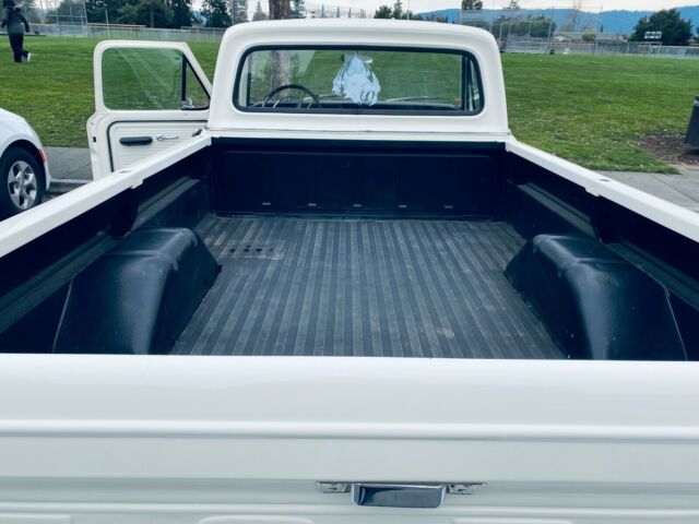 Ford F-100 1967 image number 19